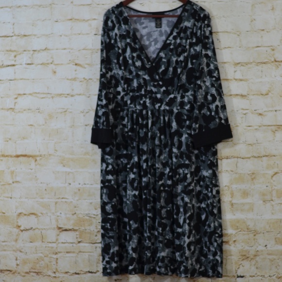 Lane Bryant Dresses & Skirts - Lane Bryant Animal Print Dress